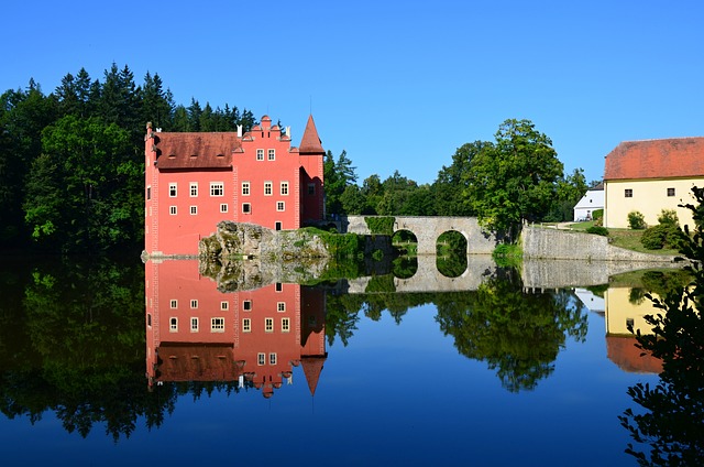 zámek Červená Lhota